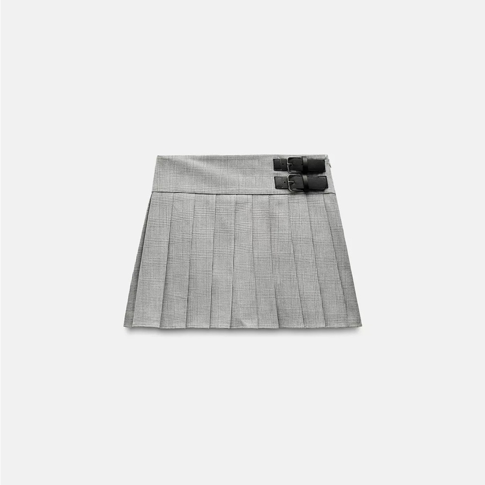Zara Gray Mini Skirt with Buckle Accents